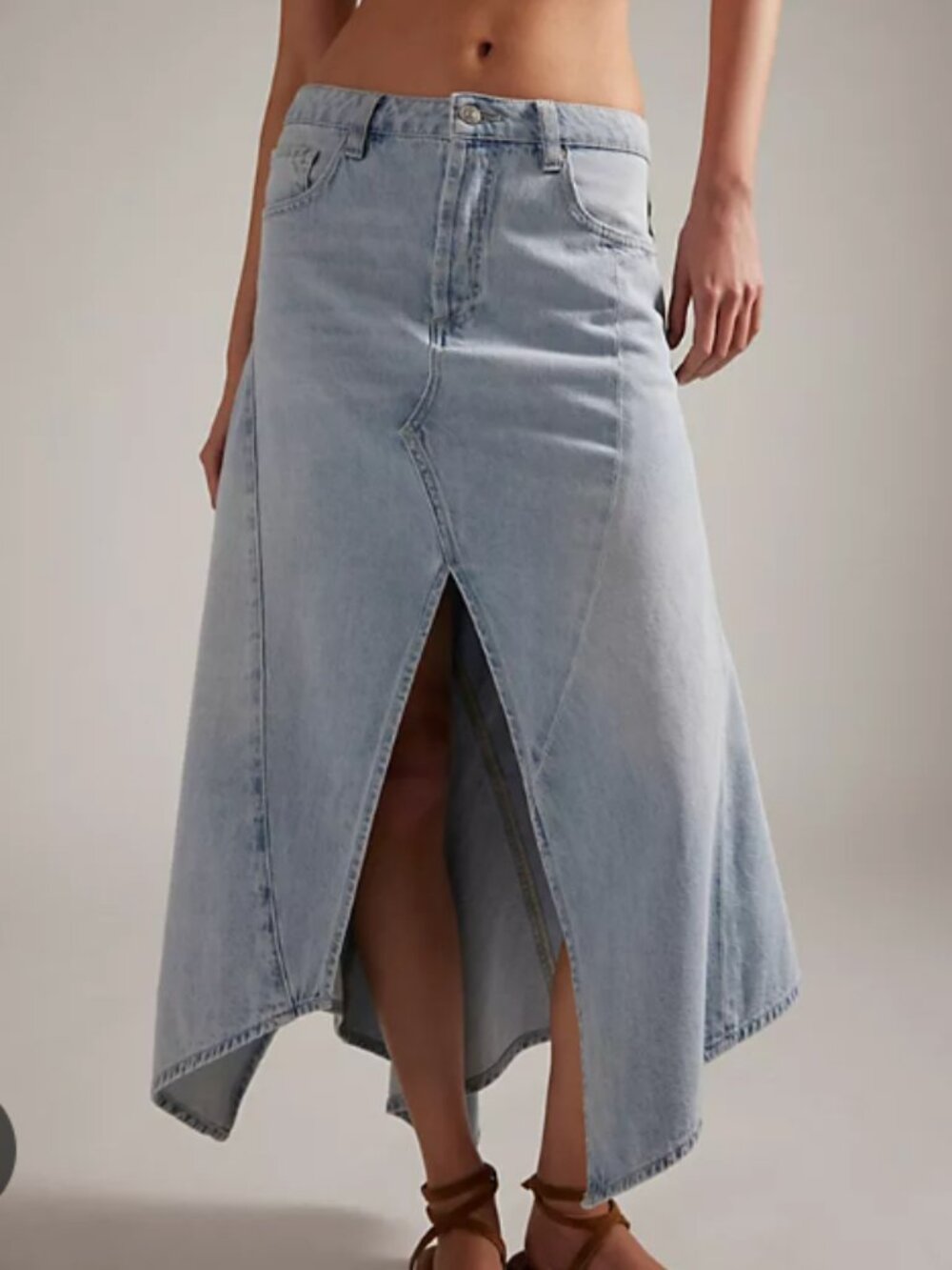 NWT We The Free Emre Flare Jeans NWT - Light Blue Denim Size 29